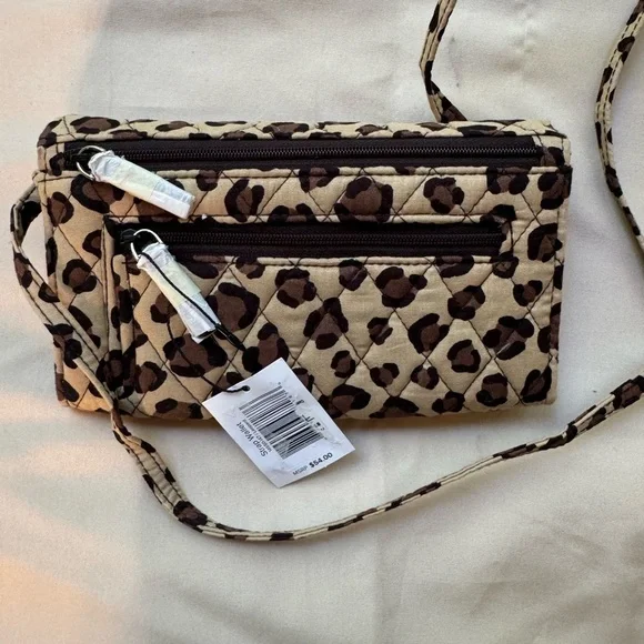 Vera Bradley NWT strap wallet crossbody leopard print - Picture 3 of 8